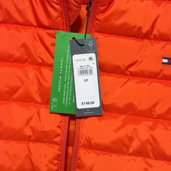 Tommy Hilfiger Men’s Small Lightweight Thermal Insulation Packable Puffer Vest - Picture 7 of 12
